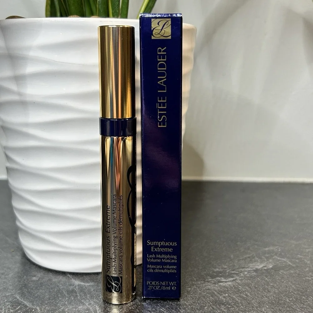 NEW Estee Lauder Sumptuous Extreme Lash Multiplying Volume Mascara Extreme Black